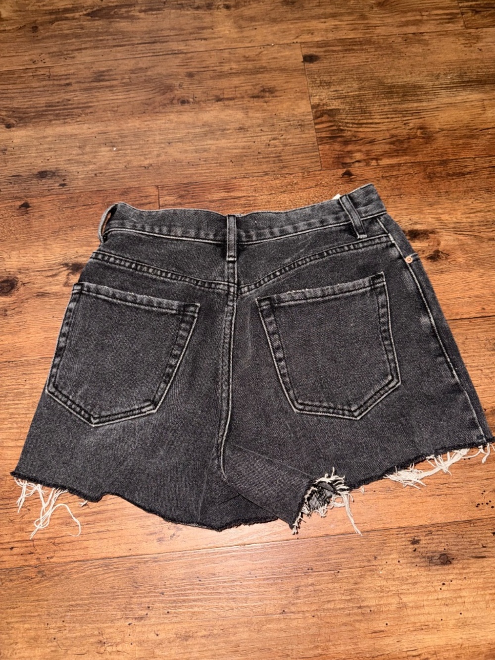 Denim shorts - Picture 2 of 2